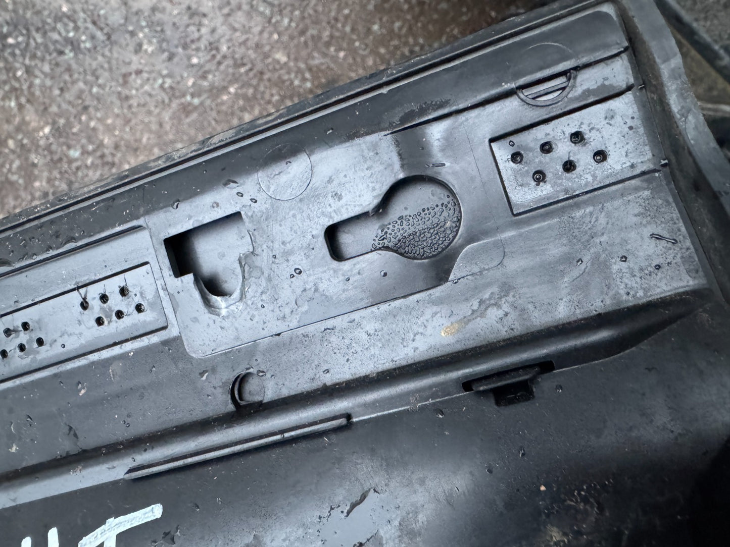 2023 VOLVO XC40 DOOR MOULDING 17 ON TRIM REAR LEFT GENUINE 31448318