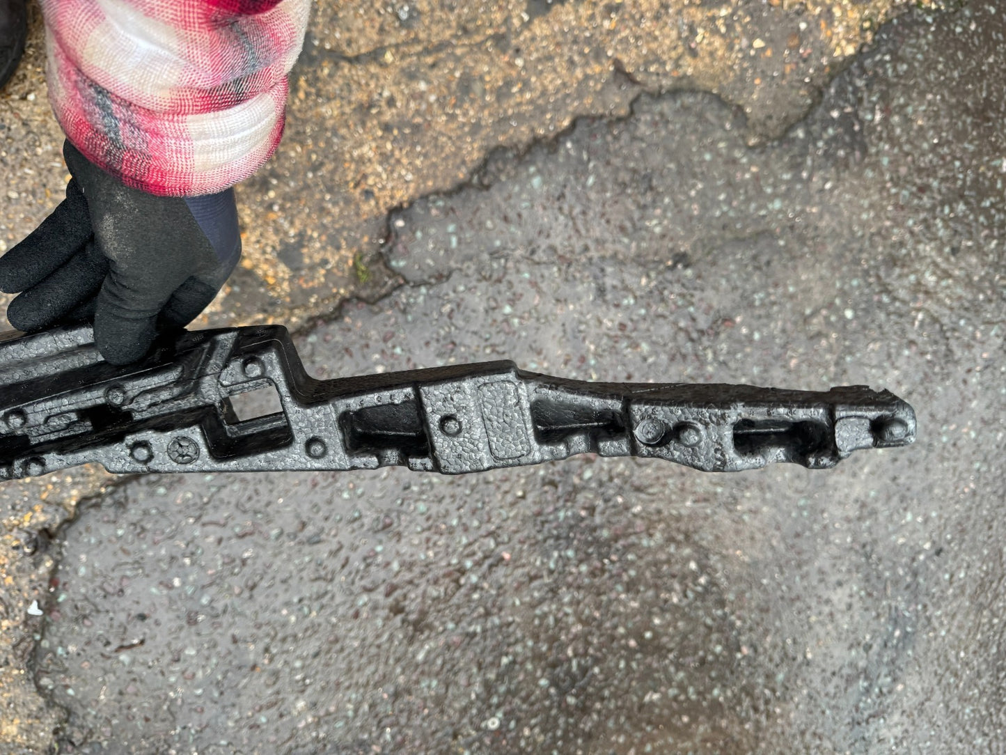 GENUINE 31455737 Volvo V60 S60 2018-2024 Front Bumper Shock Absorber Foam Black