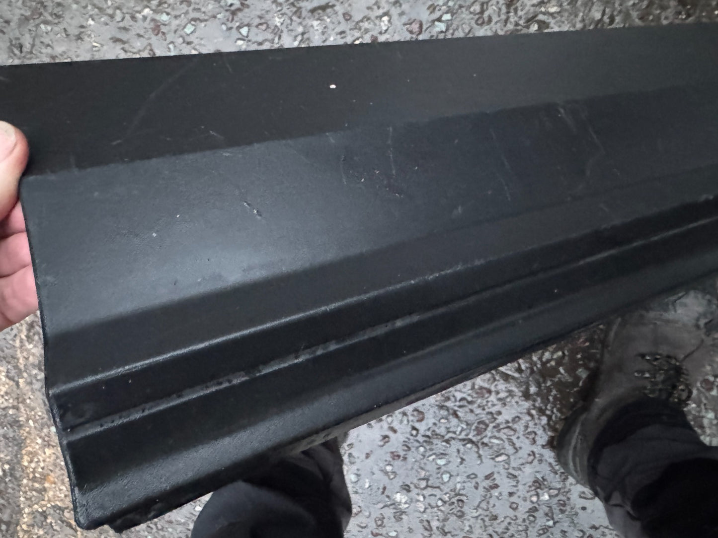 Peugeot 3008 (P64) 24  front right door moulding trim 9839763380