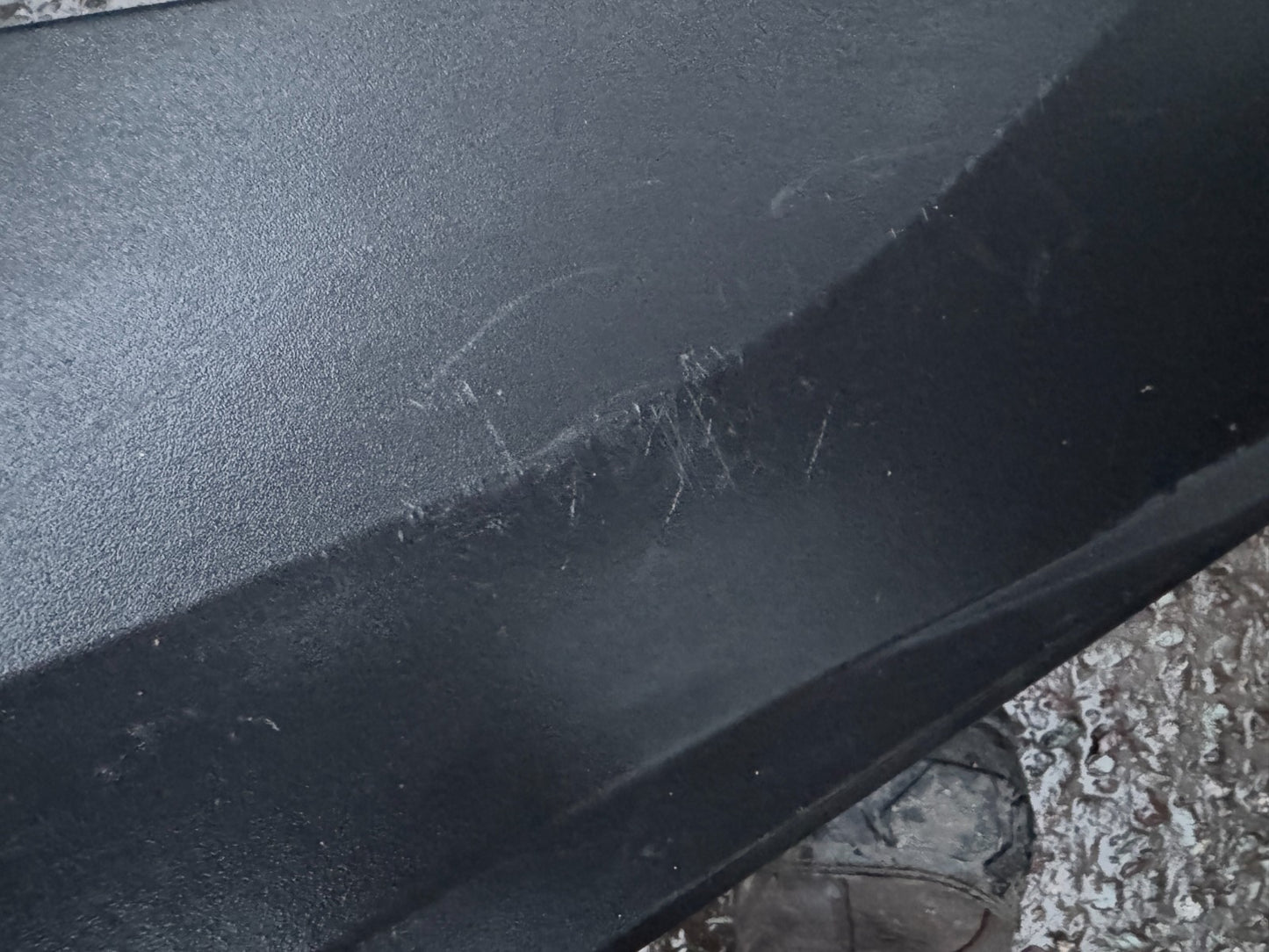 Peugeot 3008 (P64) 24  front right door moulding trim 9839763380