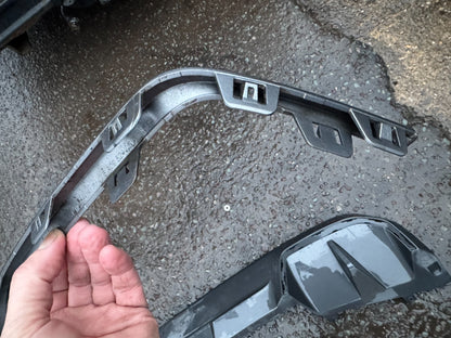 GENUINE BMW i4 G26 M SPORT REAR RIGHT SIDE TRIM 8081714