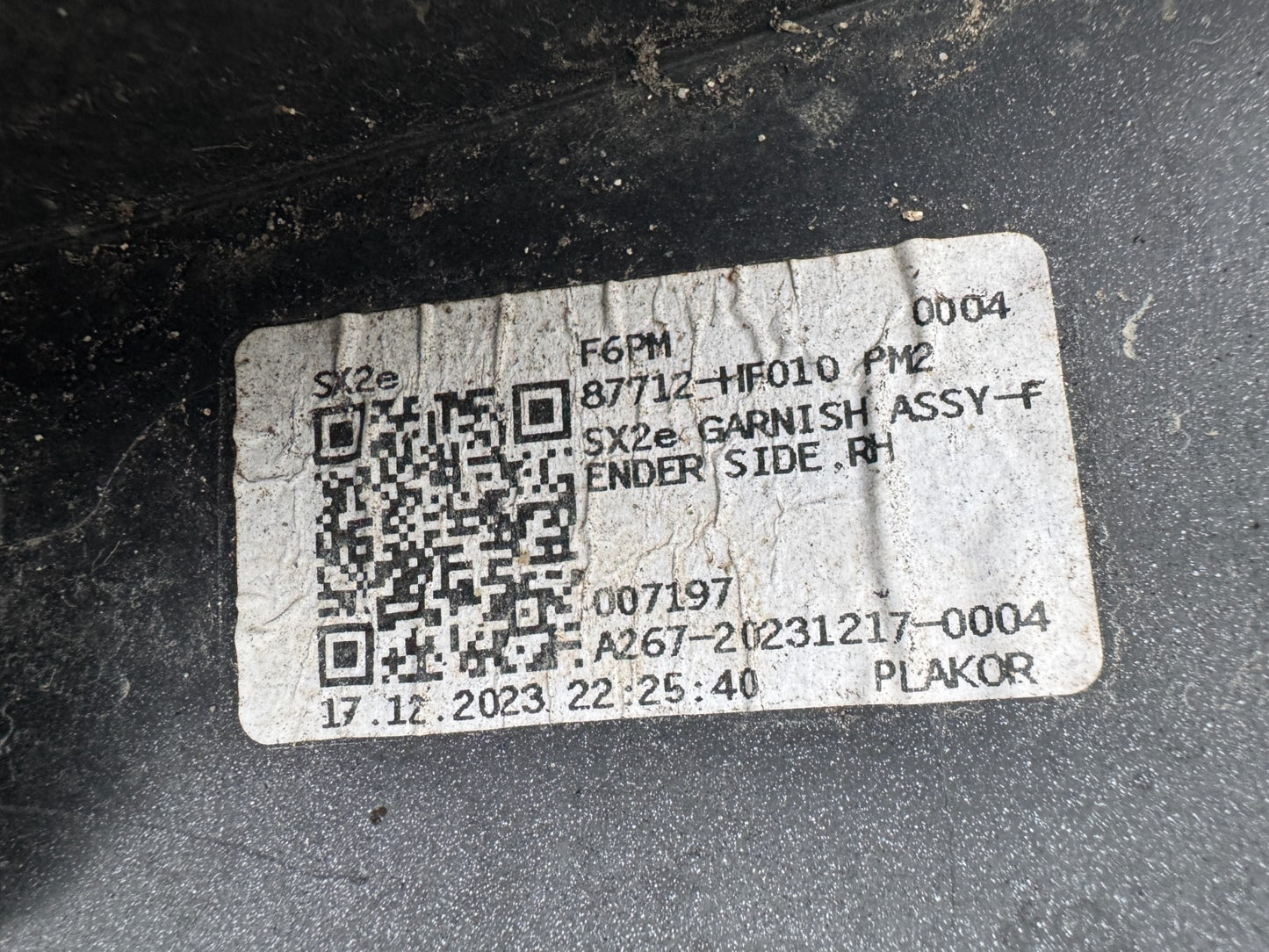 Hyundai Kona II SX2 2023 Front Right wing fender trim molding 87712HF010