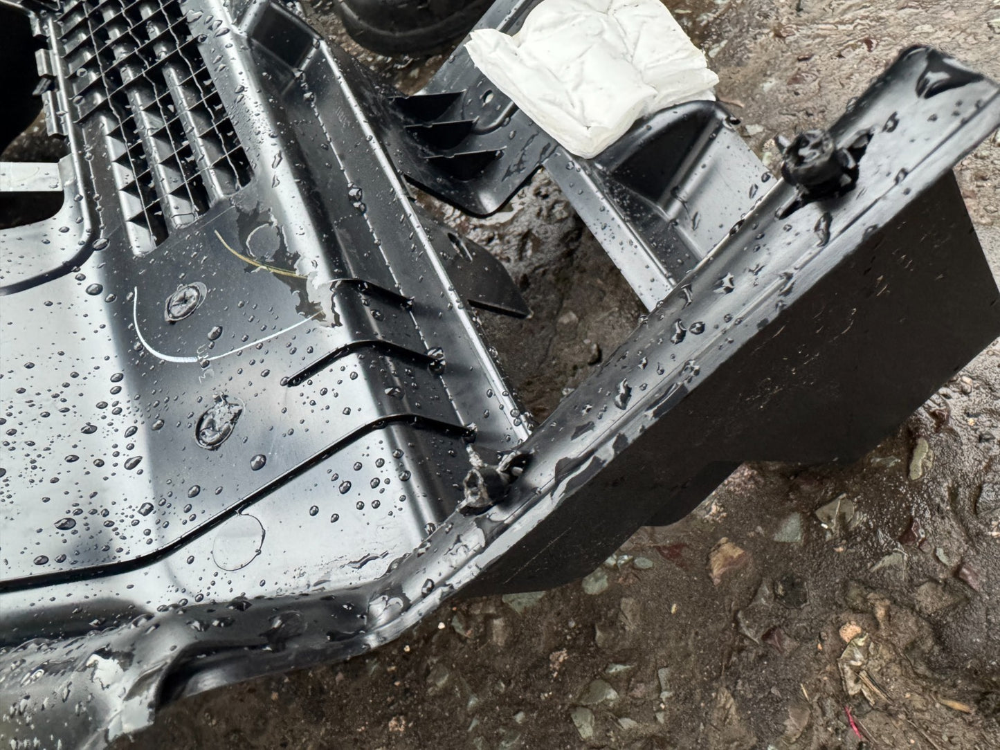 2025 Left trunk boot trim for Land Rover Defender L663 7 SEAT n8b2-45431