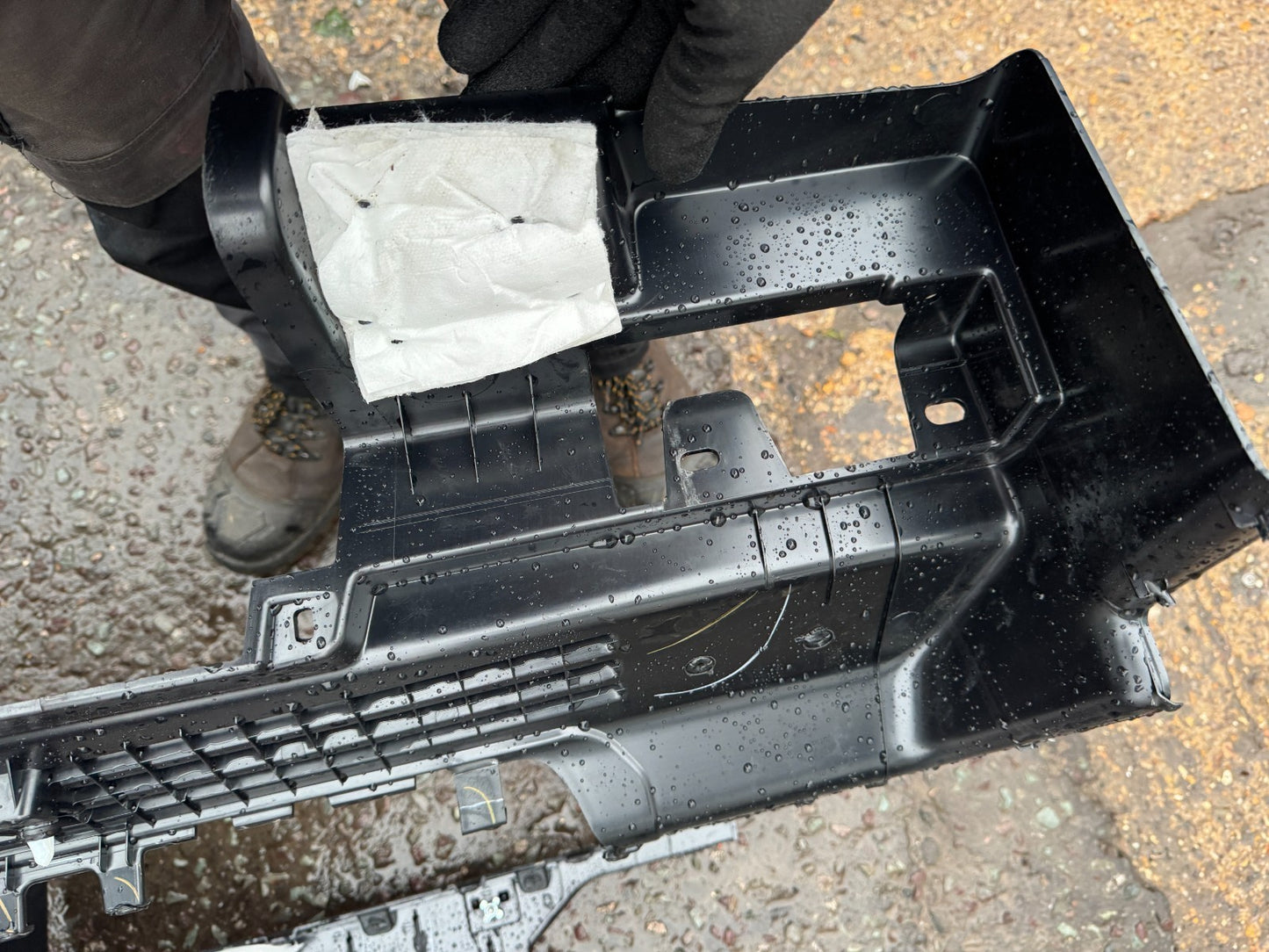 2025 Left trunk boot trim for Land Rover Defender L663 7 SEAT n8b2-45431