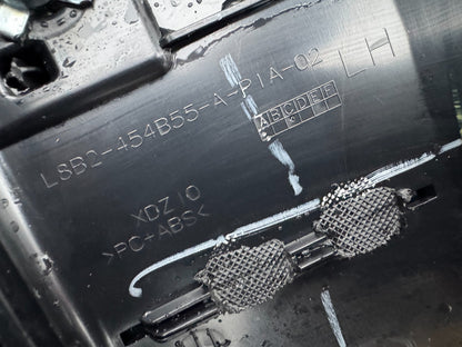 2025 Left trunk boot trim for Land Rover Defender L663 7 SEAT n8b2-45431