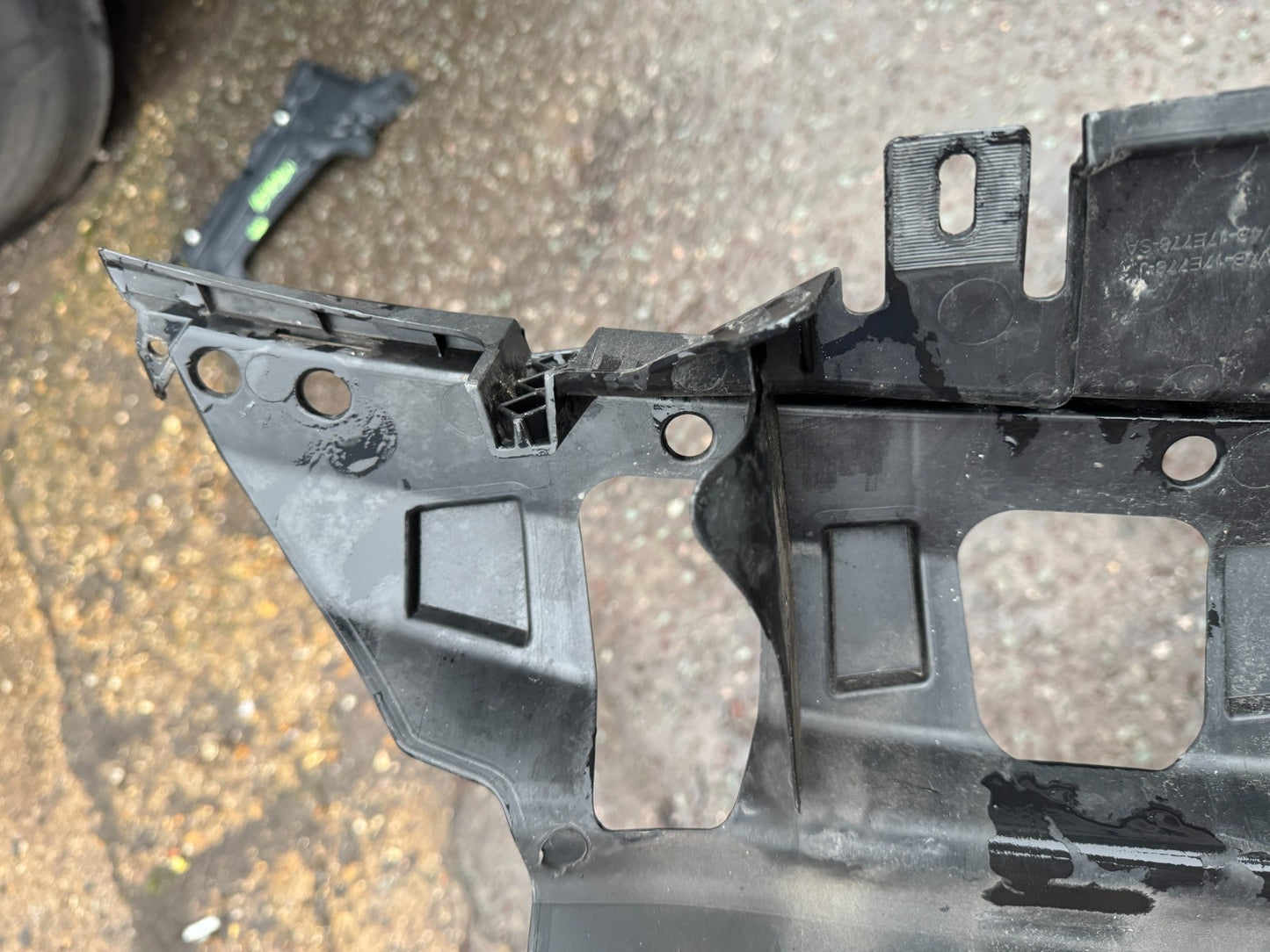 FORD KUGA BUMPER BRACKET FRONT CENTRE LV4B-17E778-V MK3 2019 - 2025