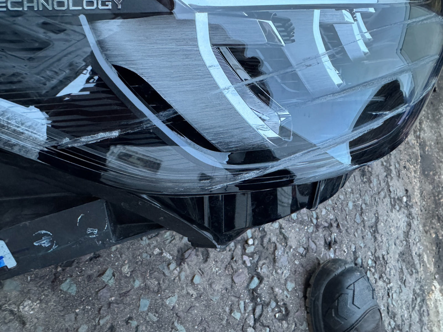 MG HS 2021-2024 RIGHT FULL LED SAIC LIGHT HEADLIGHT P/N 11162155 SCRATCHED