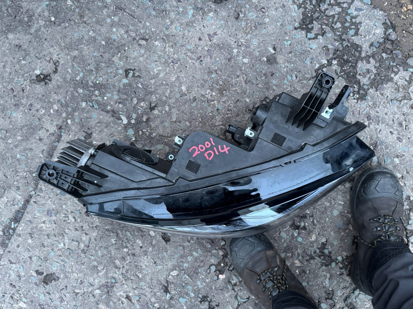 MG HS 2021-2024 RIGHT FULL LED SAIC LIGHT HEADLIGHT P/N 11162155 SCRATCHED