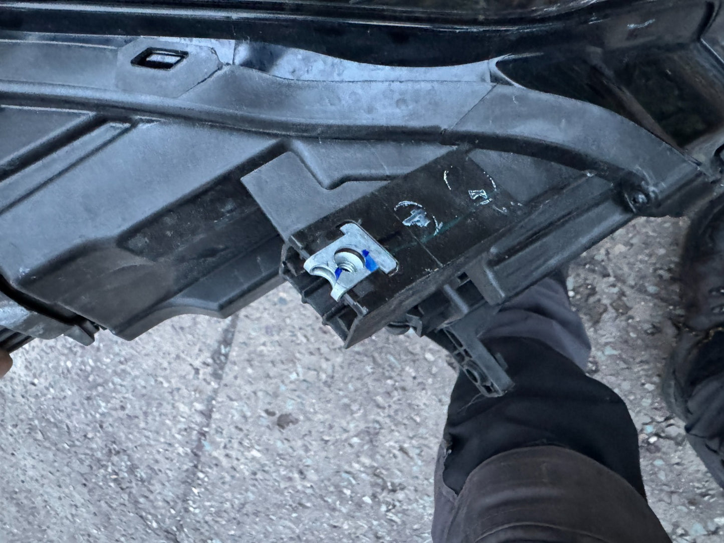 MG HS 2021-2024 RIGHT FULL LED SAIC LIGHT HEADLIGHT P/N 11162155 SCRATCHED