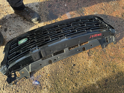 2025 LAND RANGE ROVER VELAR L560 2023-ON FRONT GRILLE N8A2-8200-CB Scratched