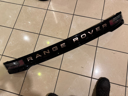 2025 Range Rover Velar Rear Tailgate Boot Light N8A215C436AD L560 Copper Letters