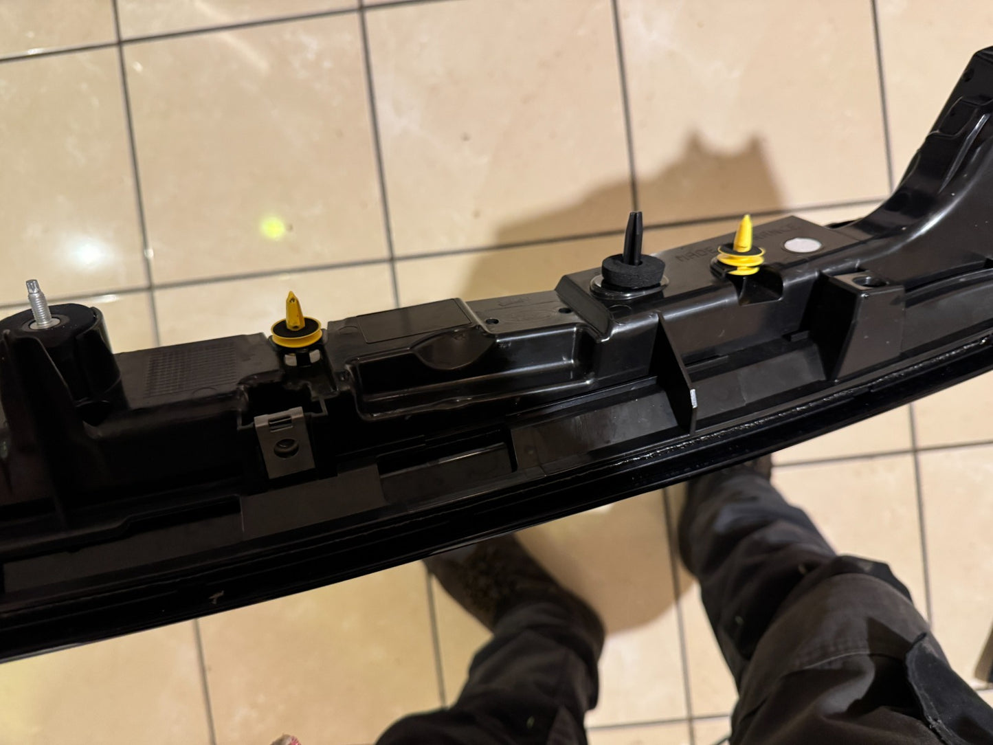 2025 Range Rover Velar Rear Tailgate Boot Light N8A215C436AD L560 Copper Letters