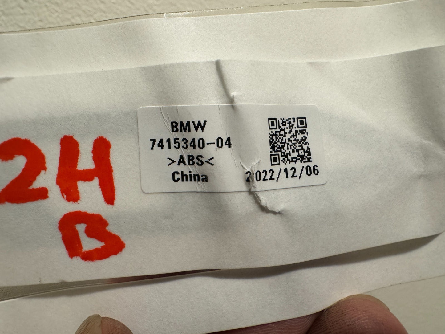 NEW Genuine BMW Label 640i Emblem Numbers 51147415340
