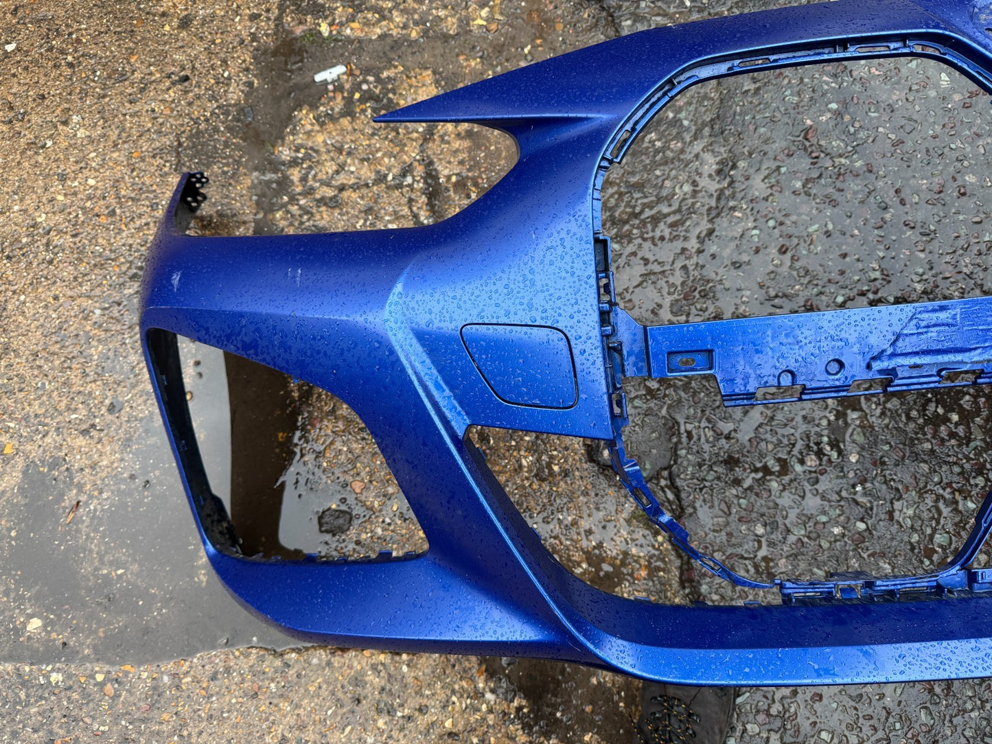 BMW 4 G22 G23 G24 G26 2024 Front tow hook cap cover 8078610