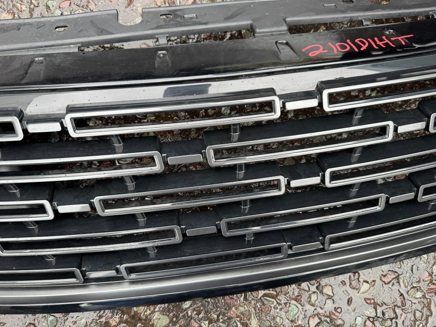 RANGE ROVER VELAR L560 FRONT GRILL 2024 - ON MODELS GENUINE N8A28200BB