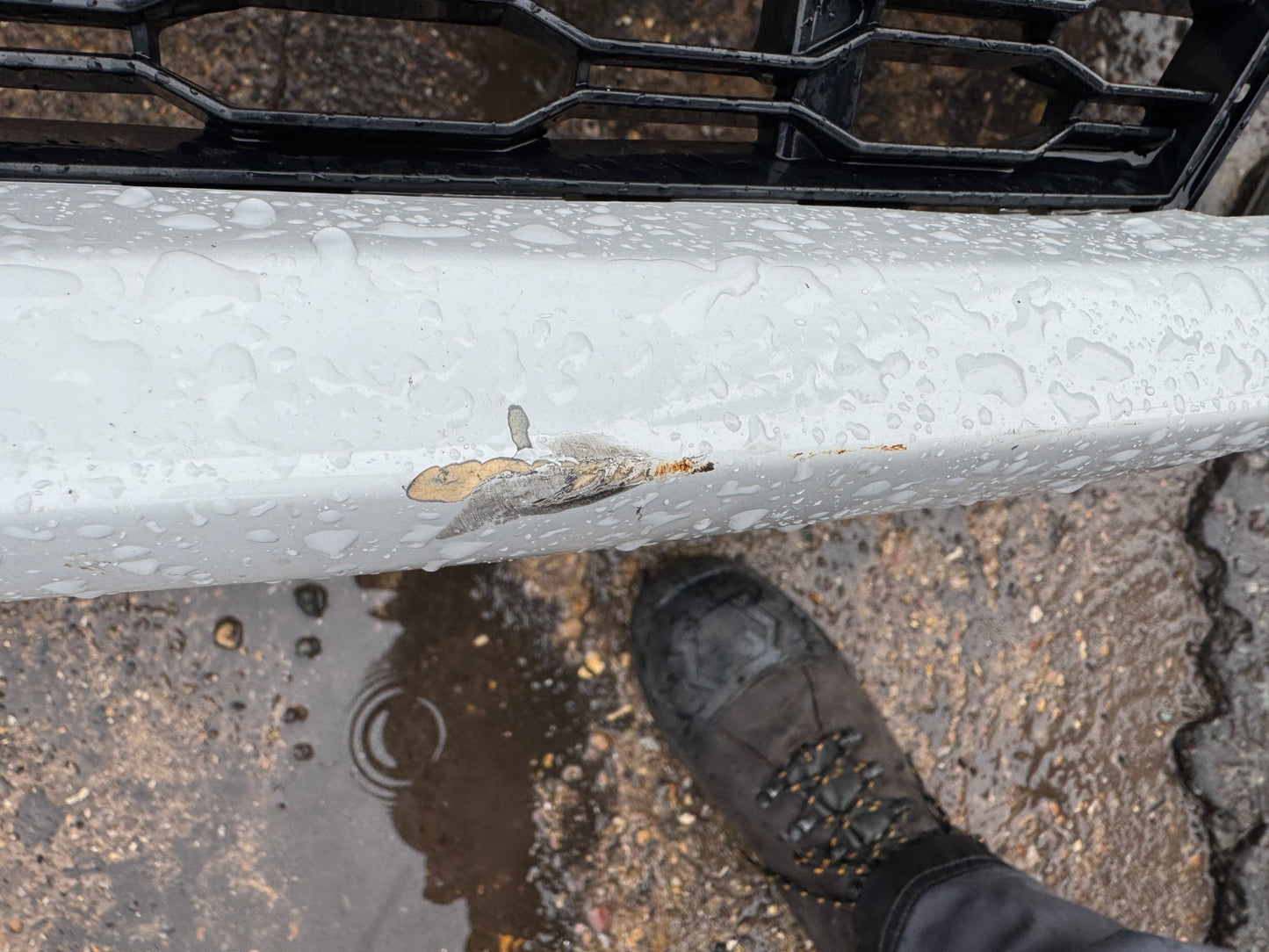 BMW 1 SERIES F40 2023 M-SPORT FRONT BUMPER 8070928 SCRATCHED NEEDS REPAIR