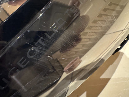 PEUGEOT 208 PASSENGER SIDE LEFT LED HEADLIGHT 9833036280 2022 DAMAGED