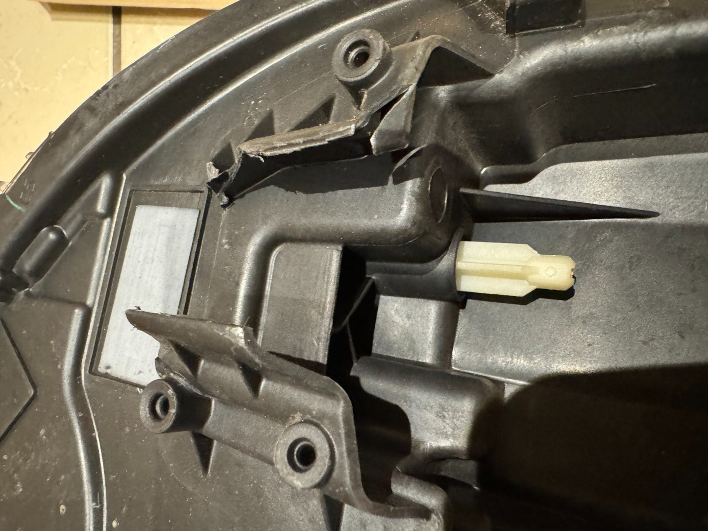 PEUGEOT 208 PASSENGER SIDE LEFT LED HEADLIGHT 9833036280 2022 DAMAGED