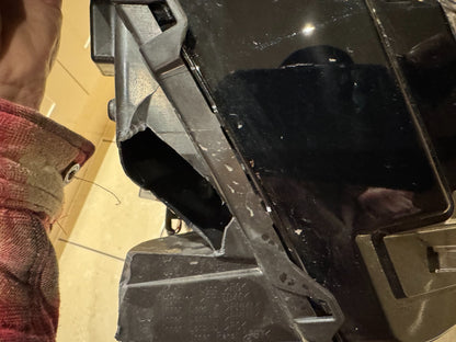 NISSAN QASHQAI (J12) 2021-2024 LED RIGHT HEADLIGHT 100-8D02F DAMAGED