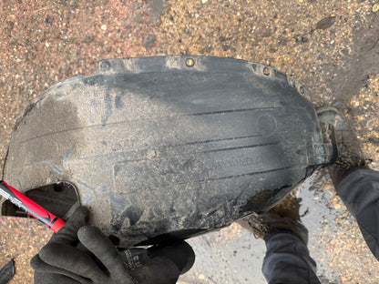 2017-2026 KIA STONIC REAR RIGHT WHEEL ARCH LINER TRIM 86824-H8400 GENUINE