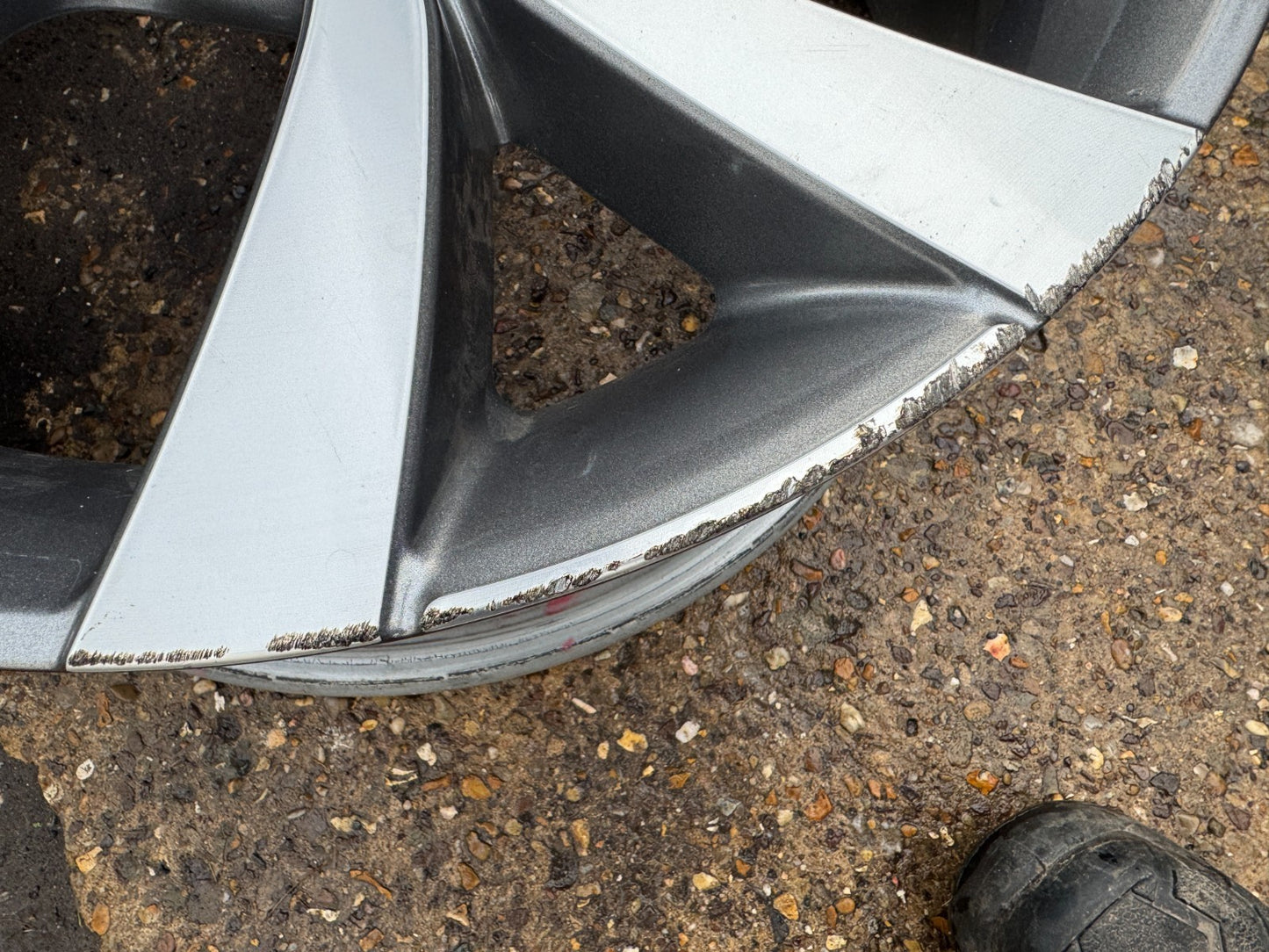 2024 RANGE ROVER EVOQUE L551/L538 20" 8J GREY CUT ALLOY WHEELS K8D21007LA