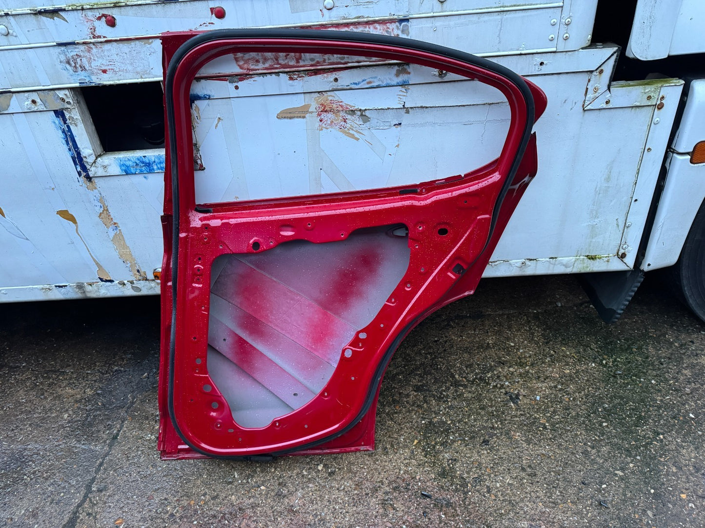 2021 ALFA ROMEO STELVIO 2017-2024 DOOR BARE REAR RIGHT SIDE Scratched