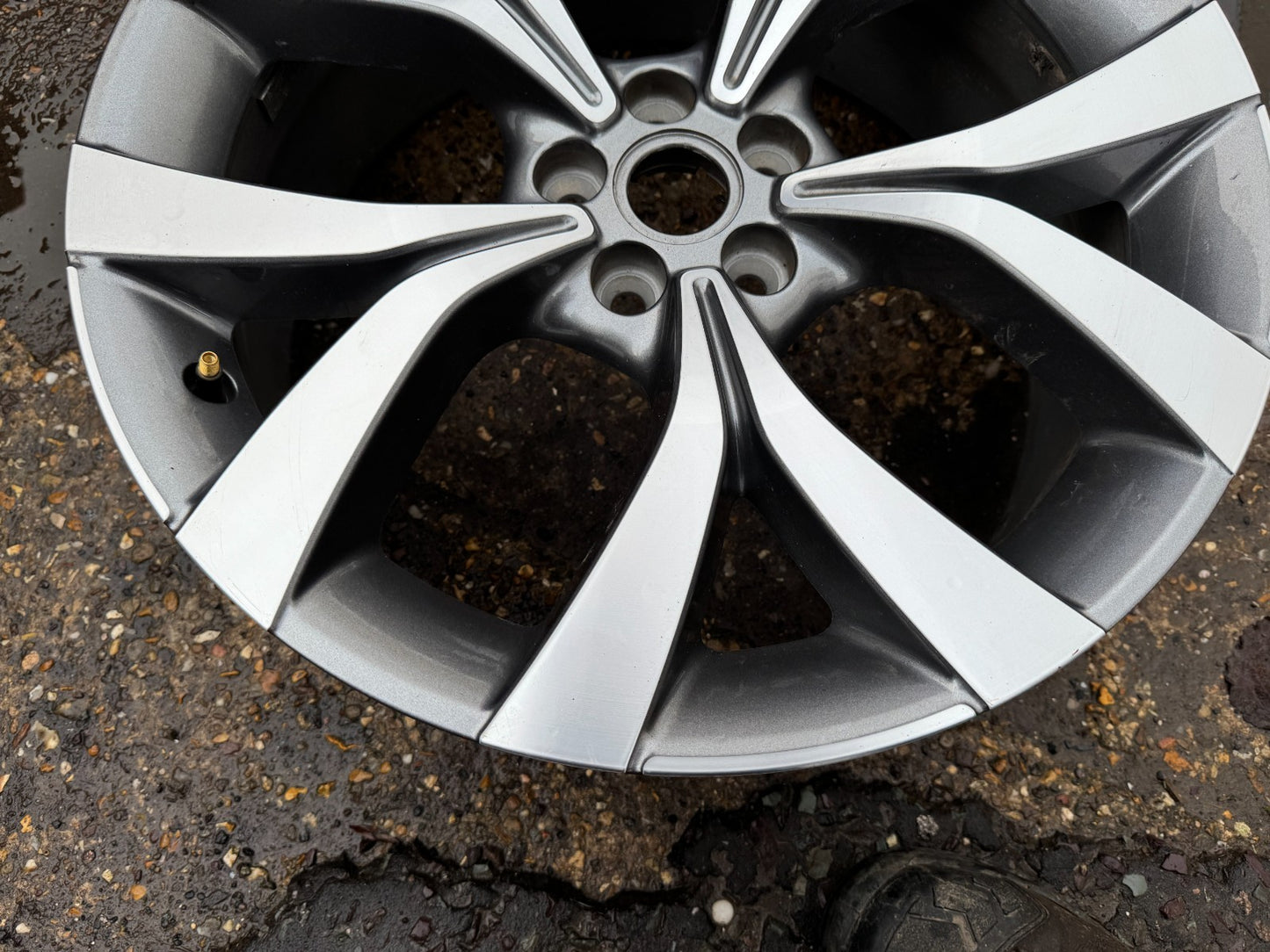 2024 RANGE ROVER EVOQUE L551/L538 20" 8J GREY CUT ALLOY WHEELS K8D21007LA