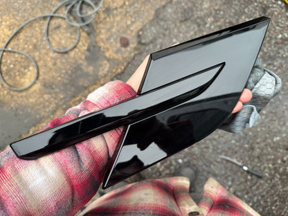 LAND ROVER RANGE ROVER SPORT L461 Front Right Fender Molding N9X2-280B10-BF