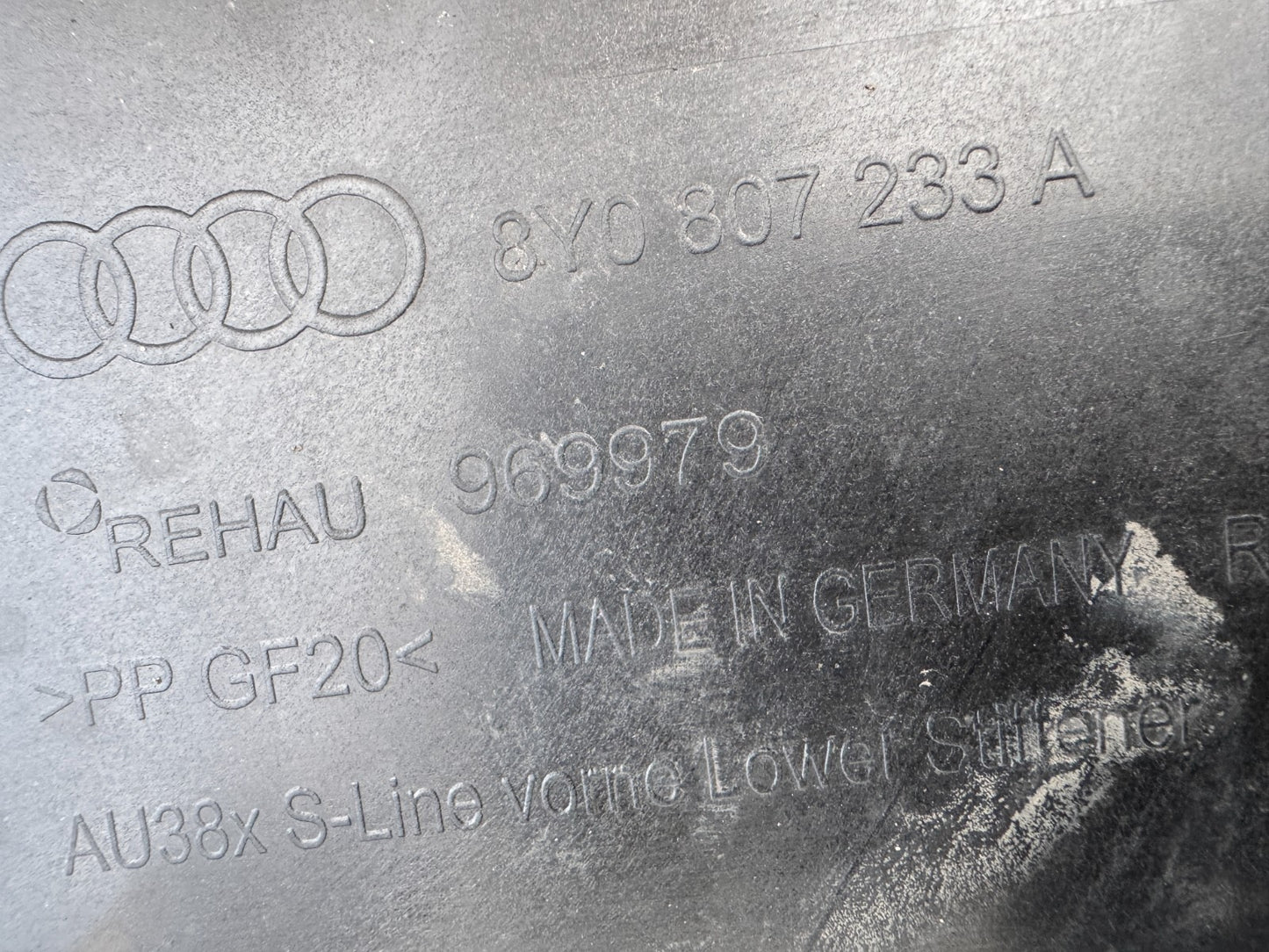 AUDI A3 8Y FRONT BUMPER SPOILER IN BLACK 8Y0807233A 2020 21 22 23 DAMAGED