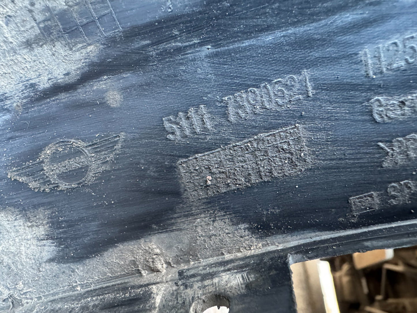 MINI COUNTRYMAN F60 Front Bumper Lower Spoiler Trim 7390521 112520-10