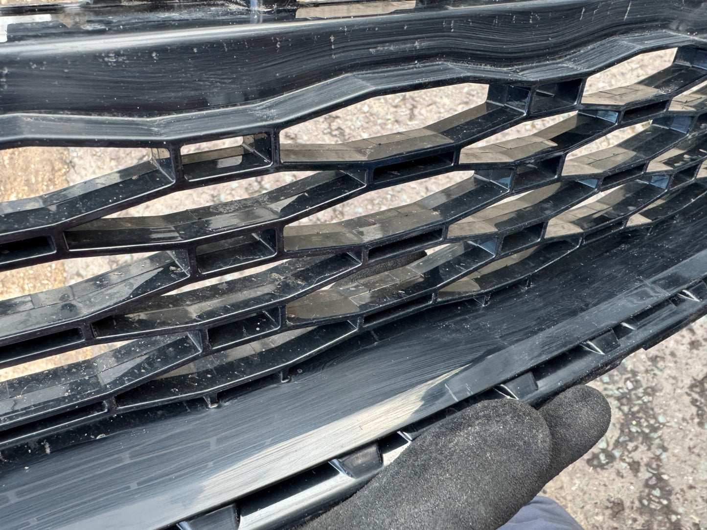 N9X2-17F791-B Range Rover Sport front lower grille 2022-on genuine