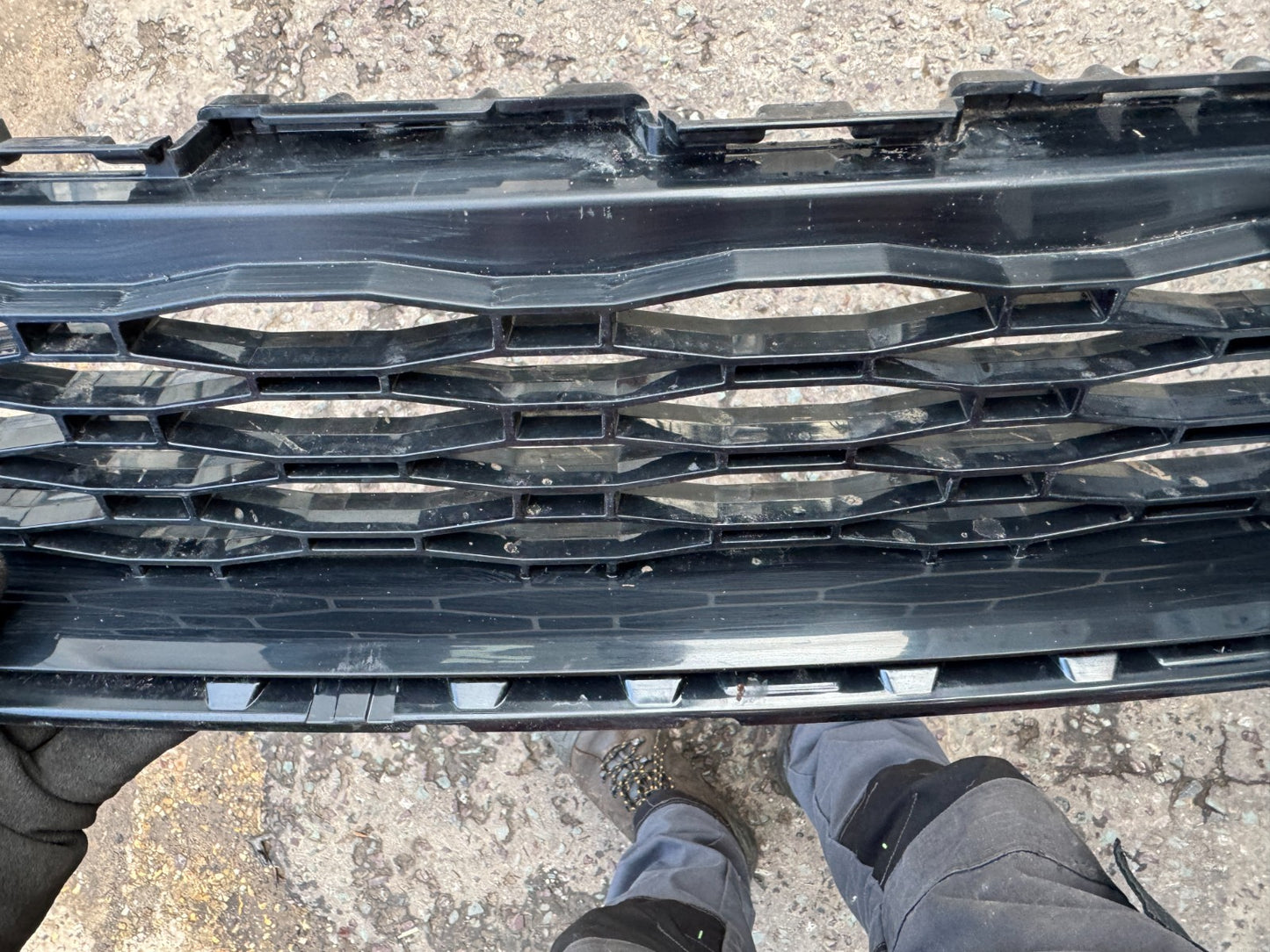 N9X2-17F791-B Range Rover Sport front lower grille 2022-on genuine