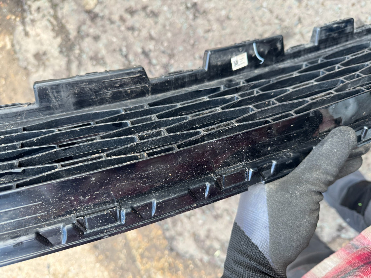 N9X2-17F791-B Range Rover Sport front lower grille 2022-on genuine