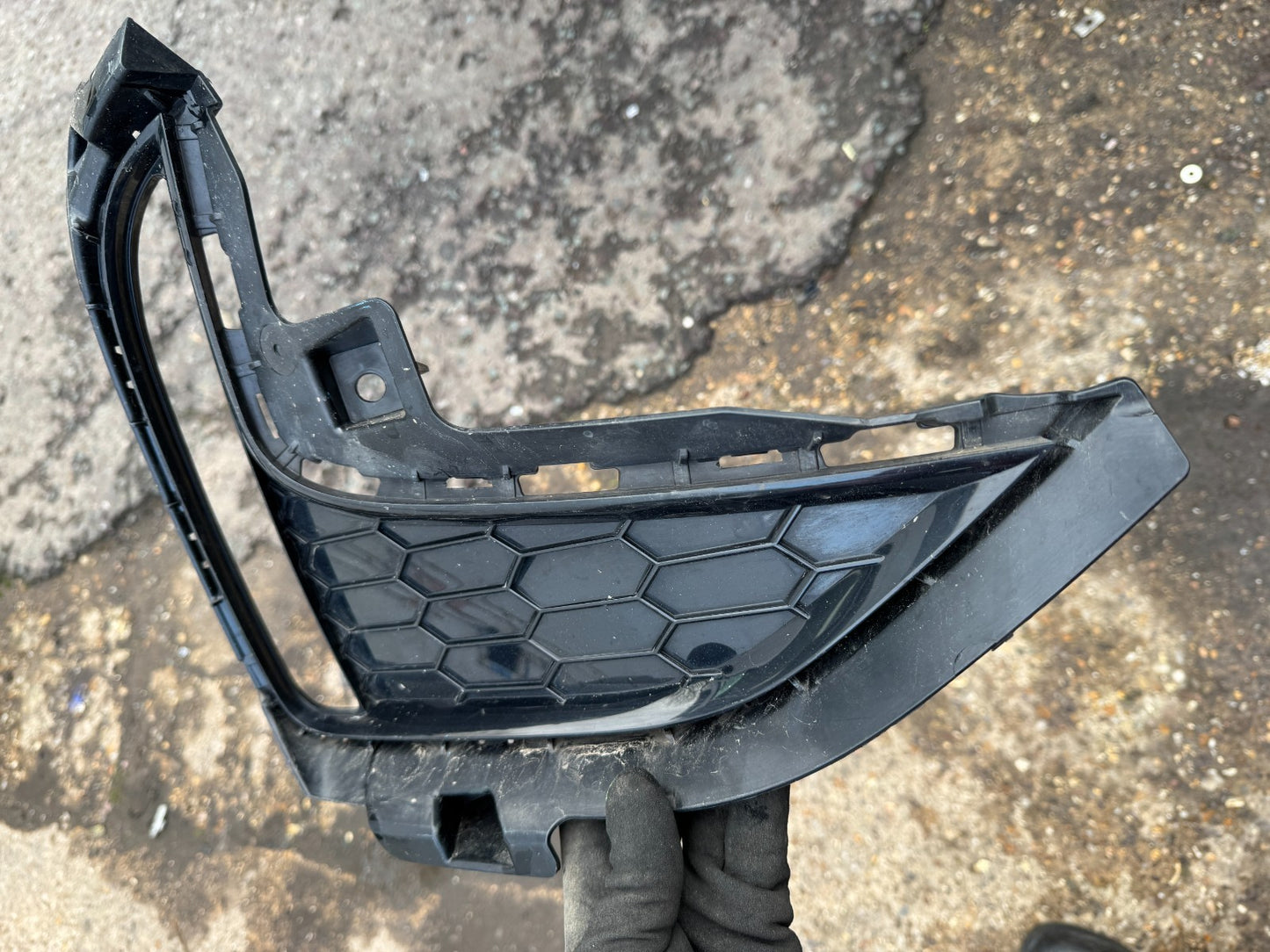 GENUINE NO FAKE MG HS AS23 Front Right Grill 10947219 2023 28518893