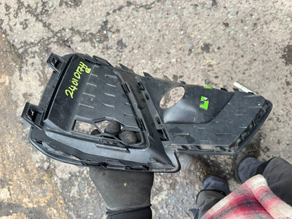 Audi A4 B9 S Line Front Right Side Grill 2019 ON 8W0807682AM Genuine