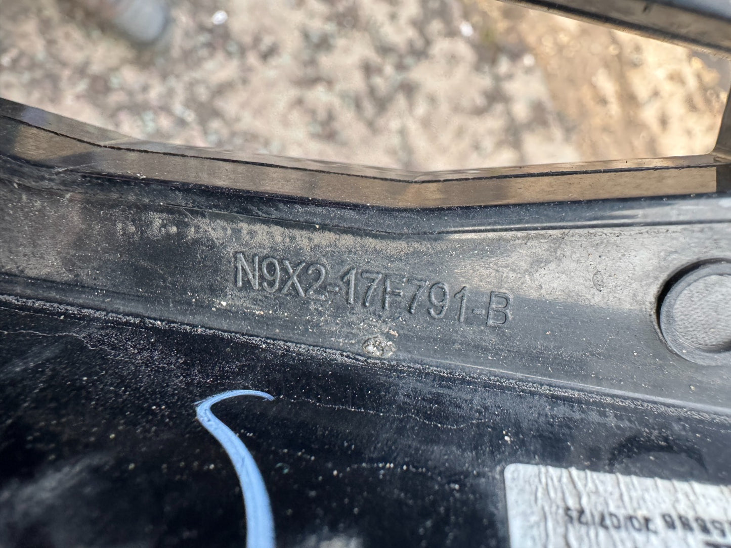 N9X2-17F791-B Range Rover Sport front lower grille 2022-on genuine