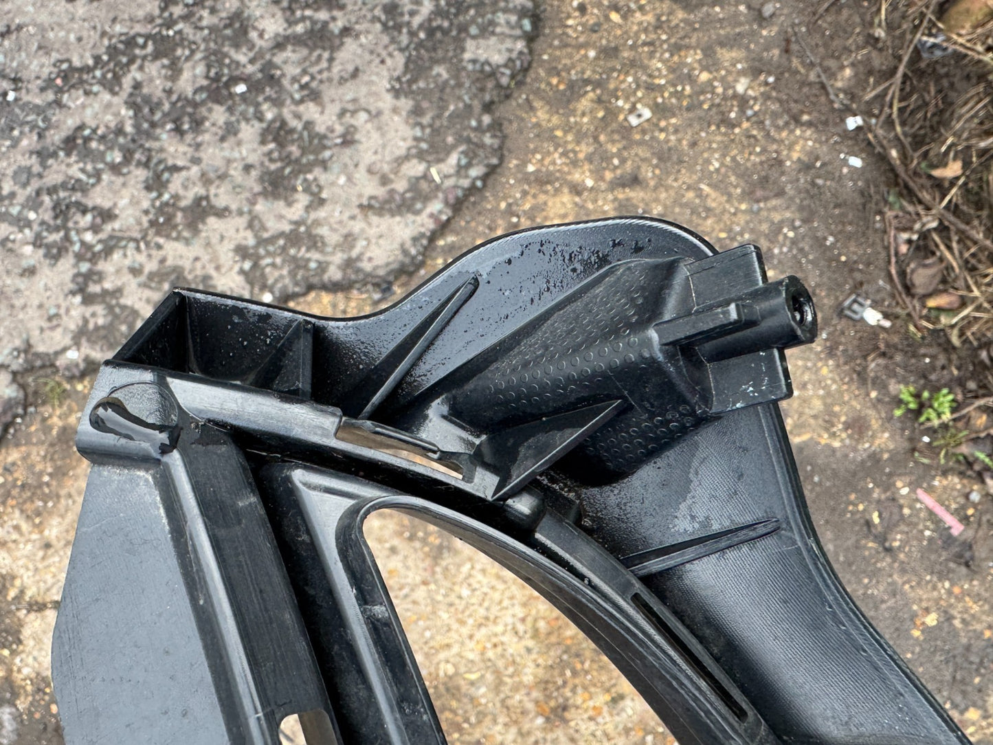 GENUINE NO FAKE MG HS AS23 Front Right Grill 10947219 2023 28518893