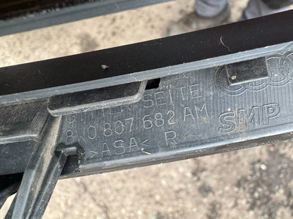 Audi A4 B9 S Line Front Right Side Grill 2019 ON 8W0807682AM Genuine