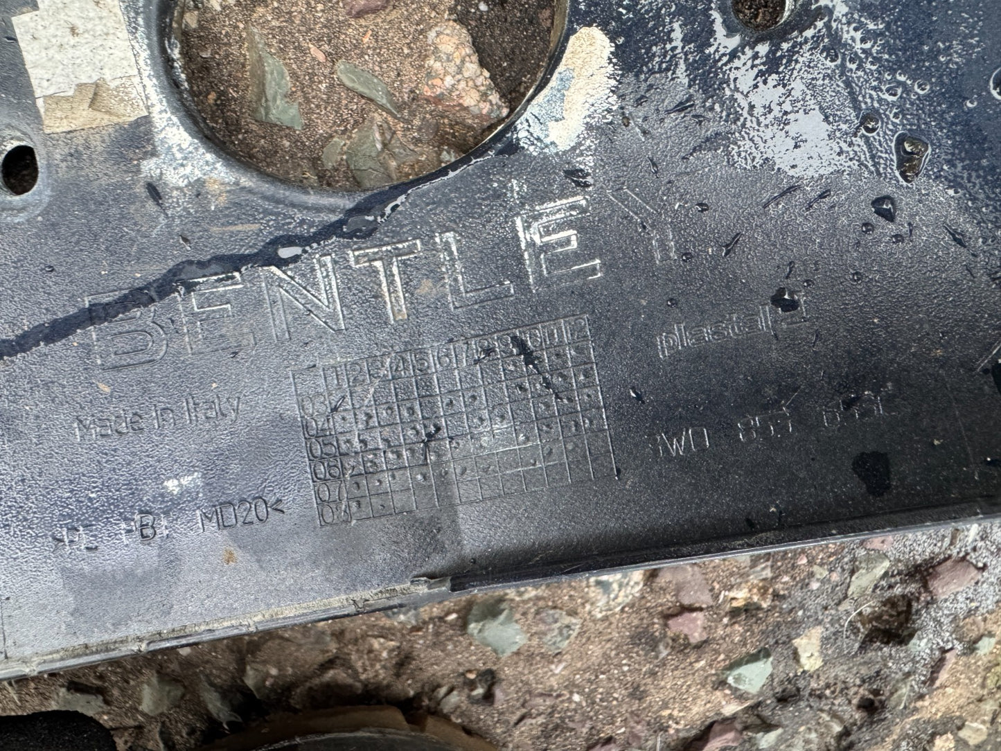 BENTLEY CONTINENTAL GT 2007 FRONT GRILL SURROUND TRIM PANEL 3W0853653C