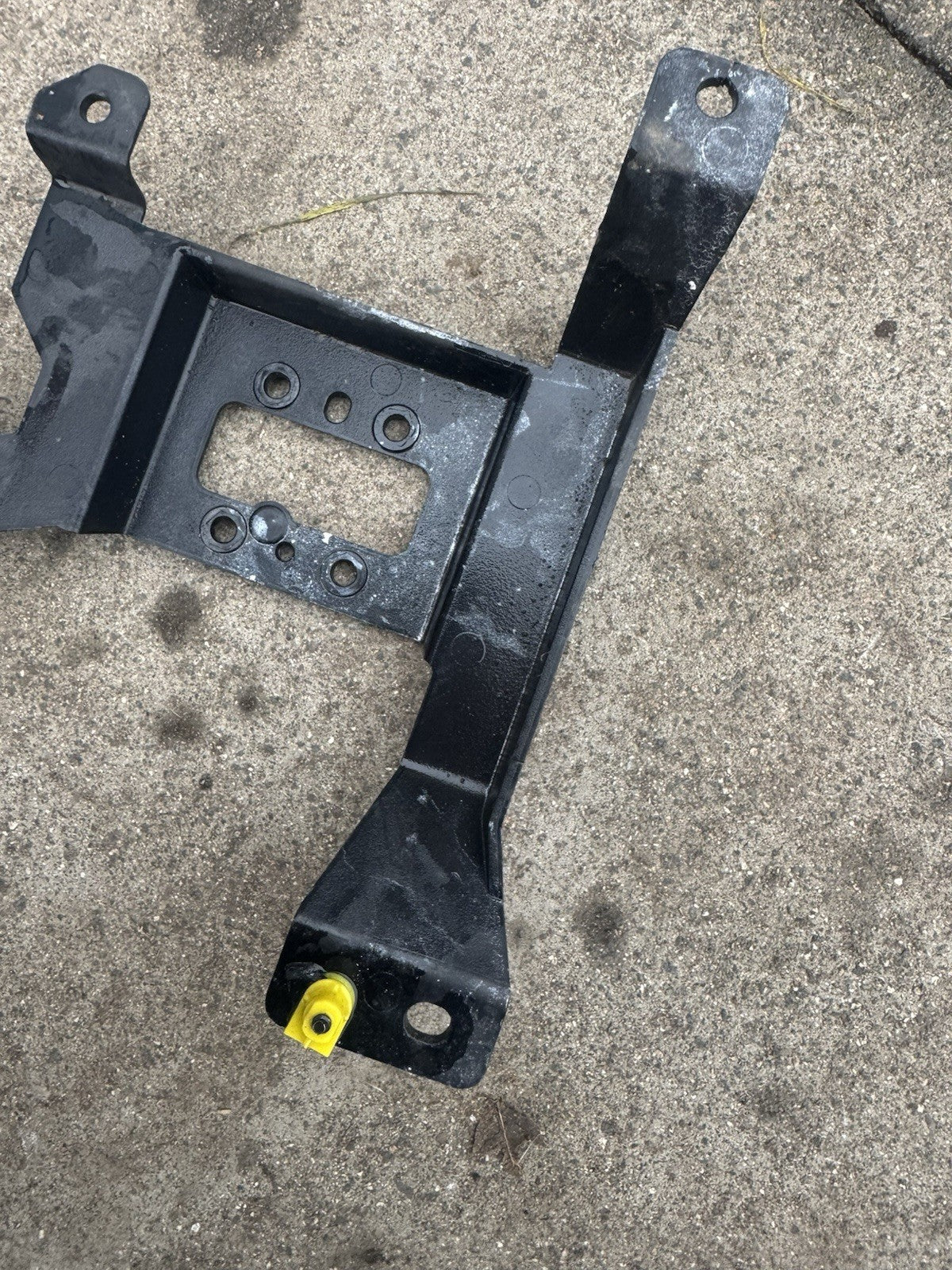 LR RANGE ROVER EVOQUE L551 RADAR BRACKET