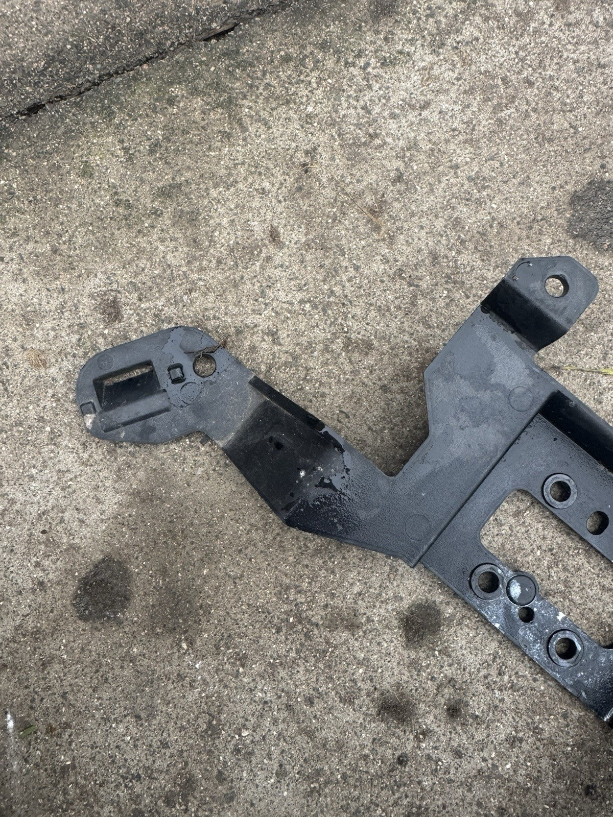 LR RANGE ROVER EVOQUE L551 RADAR BRACKET