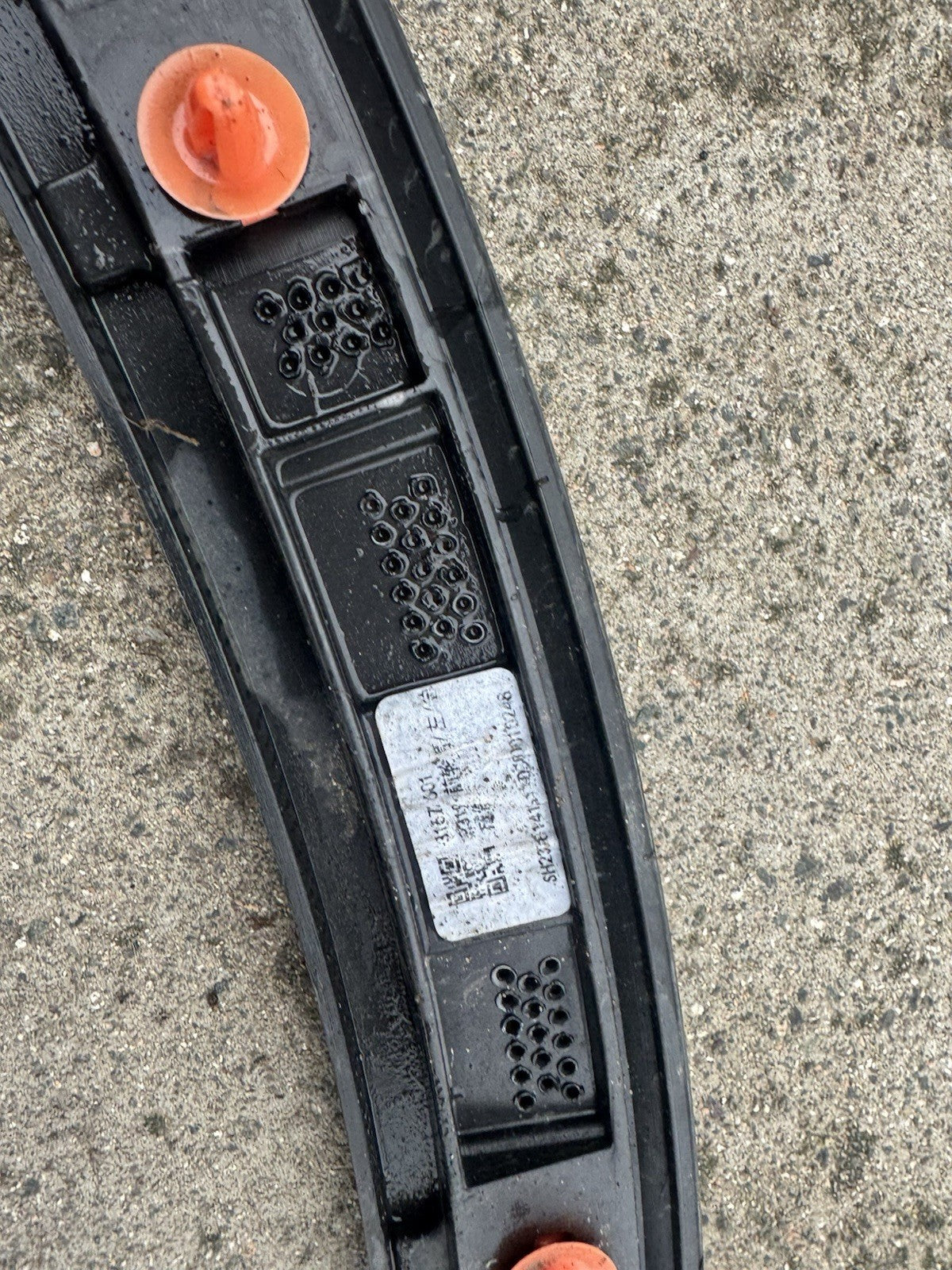 2021-2025 POLESTAR 2 WHEEL ARCH MOULDING TRIM SPAT LEFT SIDE FRONT 32216407