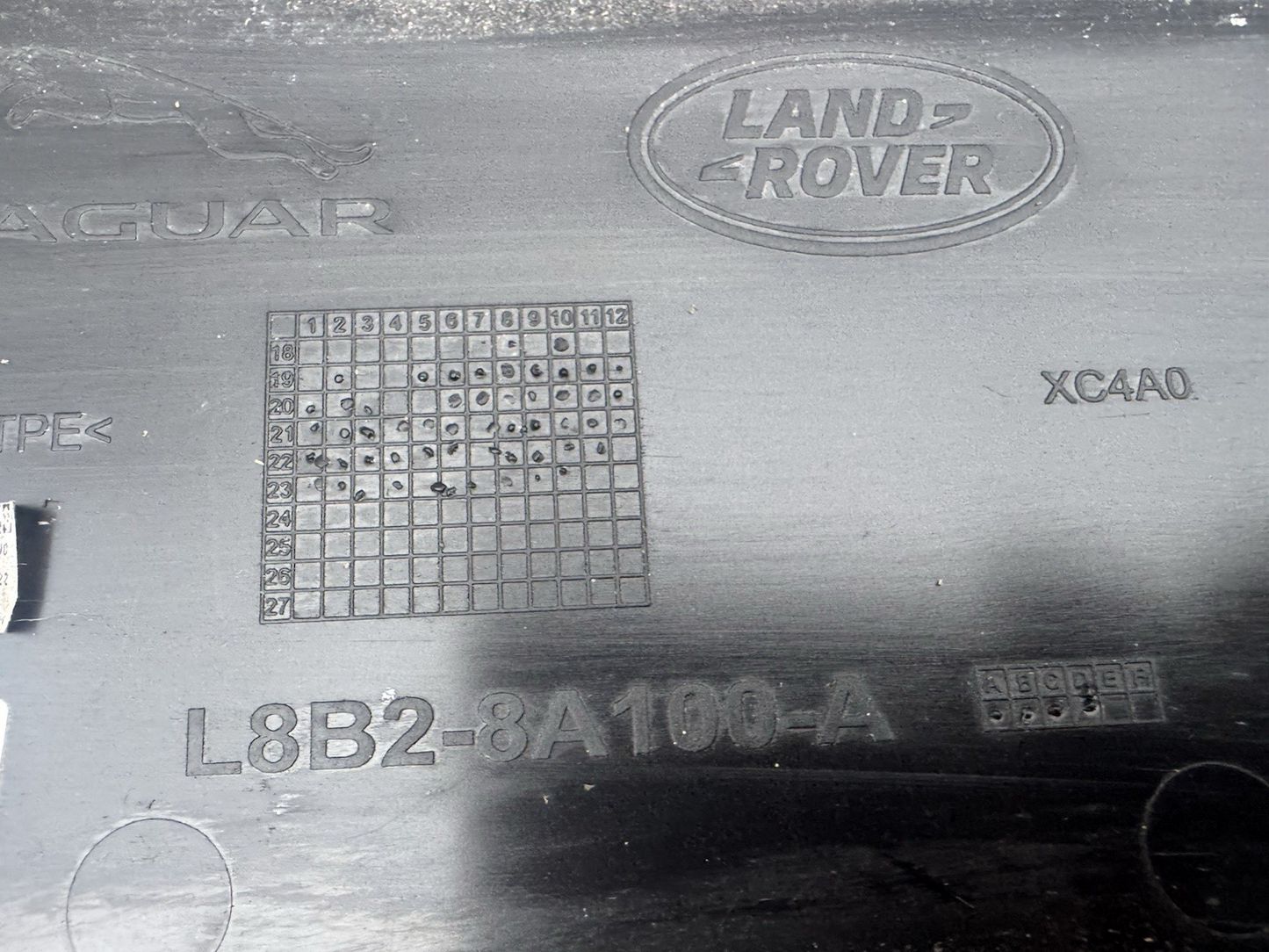 Land Rover Defender L663  Slam Panel Cover L8B2-8A100-A