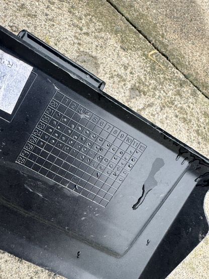 Range Rover Velar L560 Grille Air Intake Radiator Front Bumper M8A2-8B384A