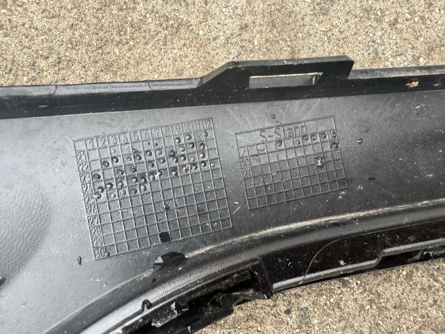 85h.853.555 Audi LH trim