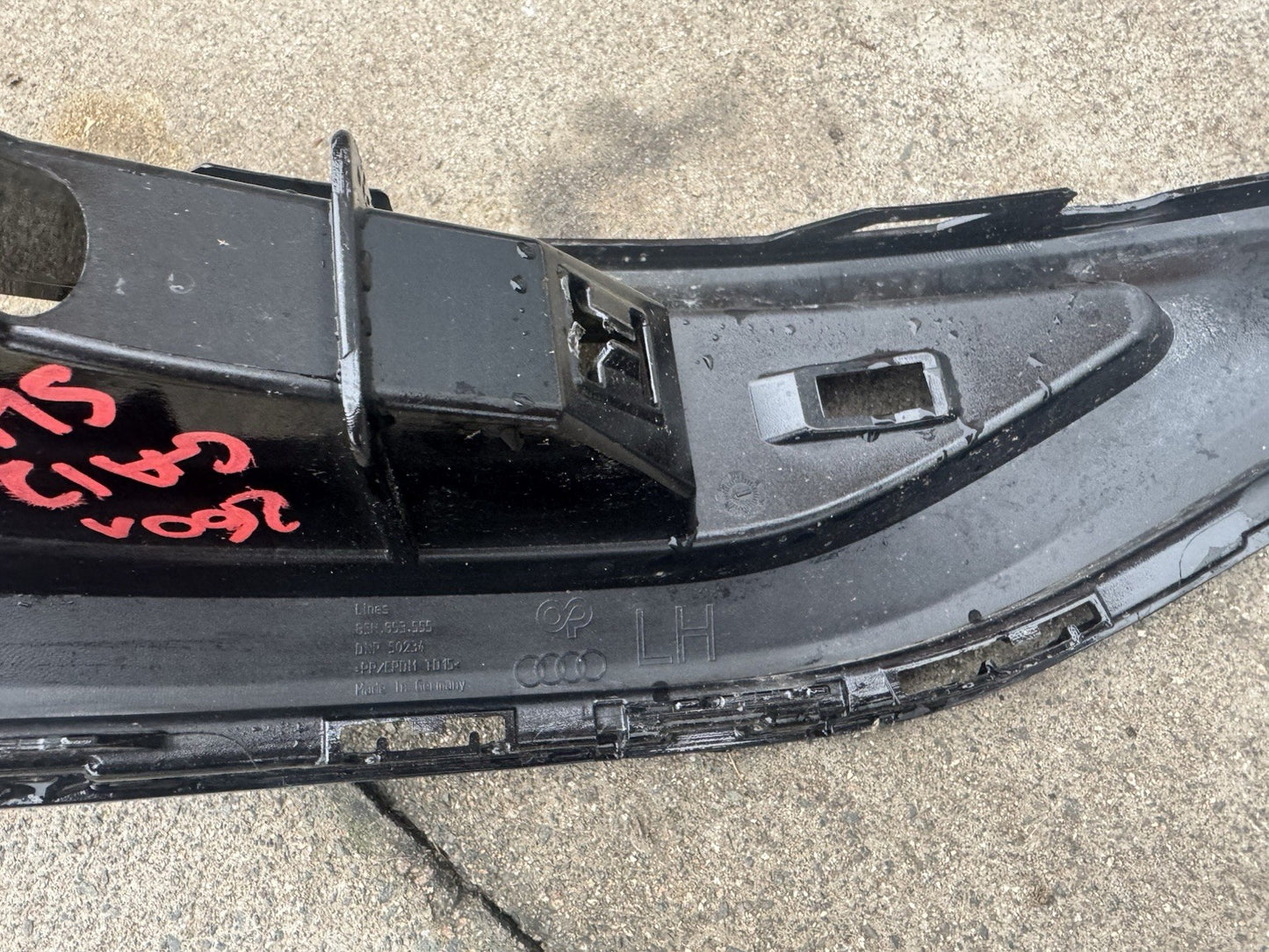 85h.853.555 Audi LH trim