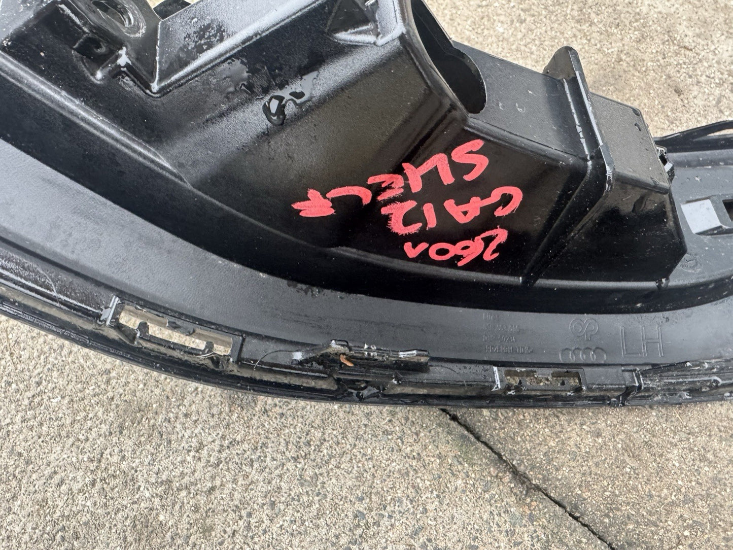 85h.853.555 Audi LH trim