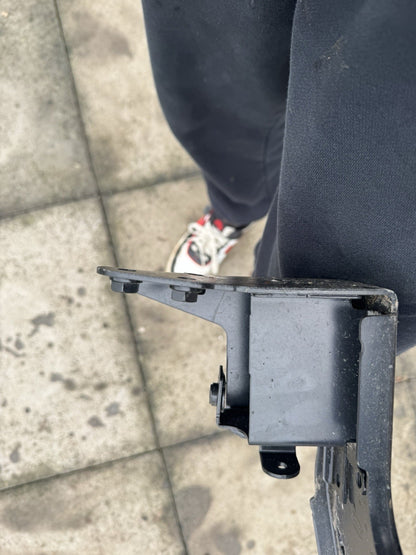 Land Rover Range Rover Evoque L551 Radiator Support Mount Bracket K8D2-8226-AD