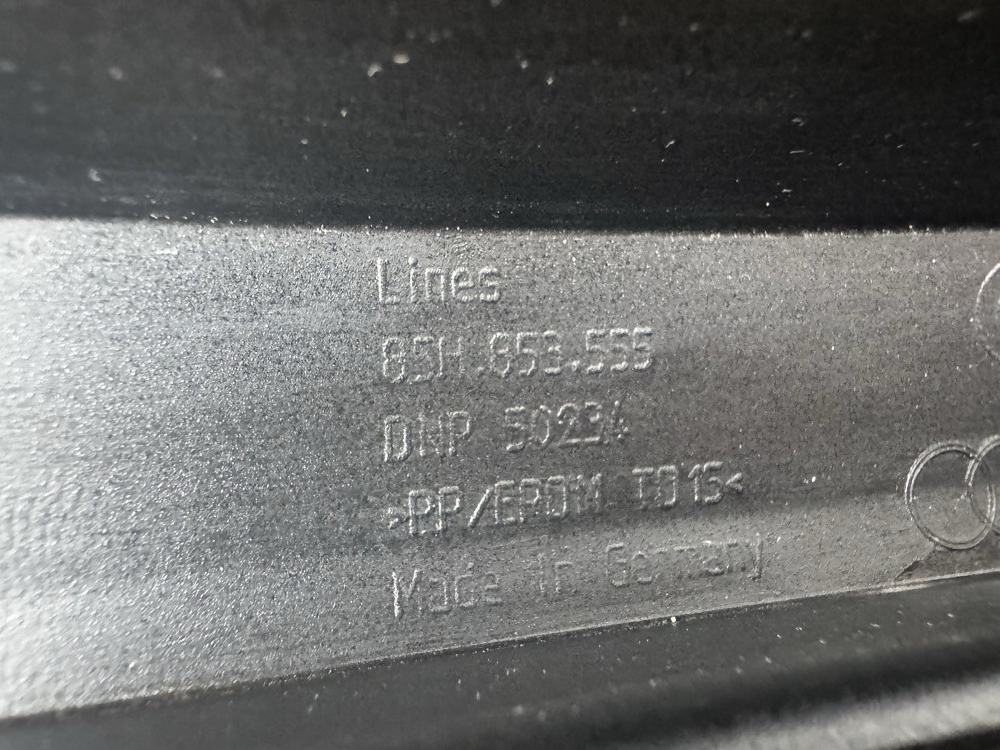 85h.853.555 Audi LH trim