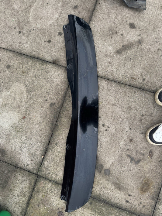 LAND ROVER DISCOVERY REAR BUMPER Trim Valance 2024 on GENUINE MY42-17F954